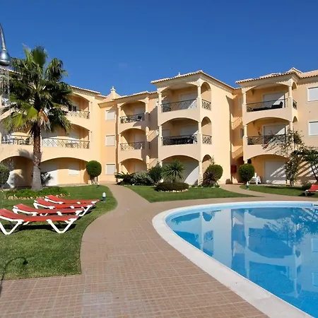 Praia Village Cd 174 - Clever Details *