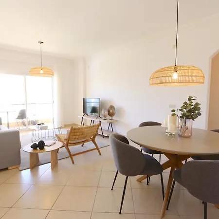 Praia Village Cd 174 - Clever Details *